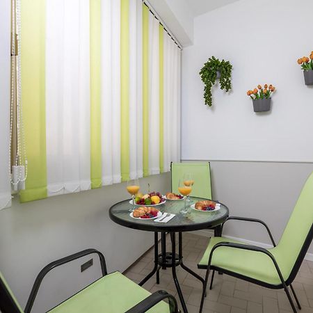 Apartment City Flower Rijeka Luaran gambar