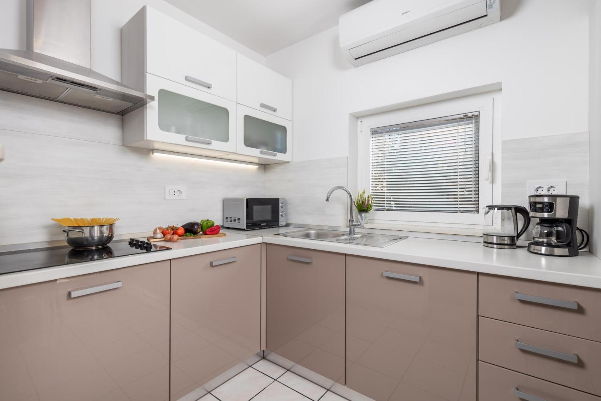 Apartment City Flower Rijeka Luaran gambar