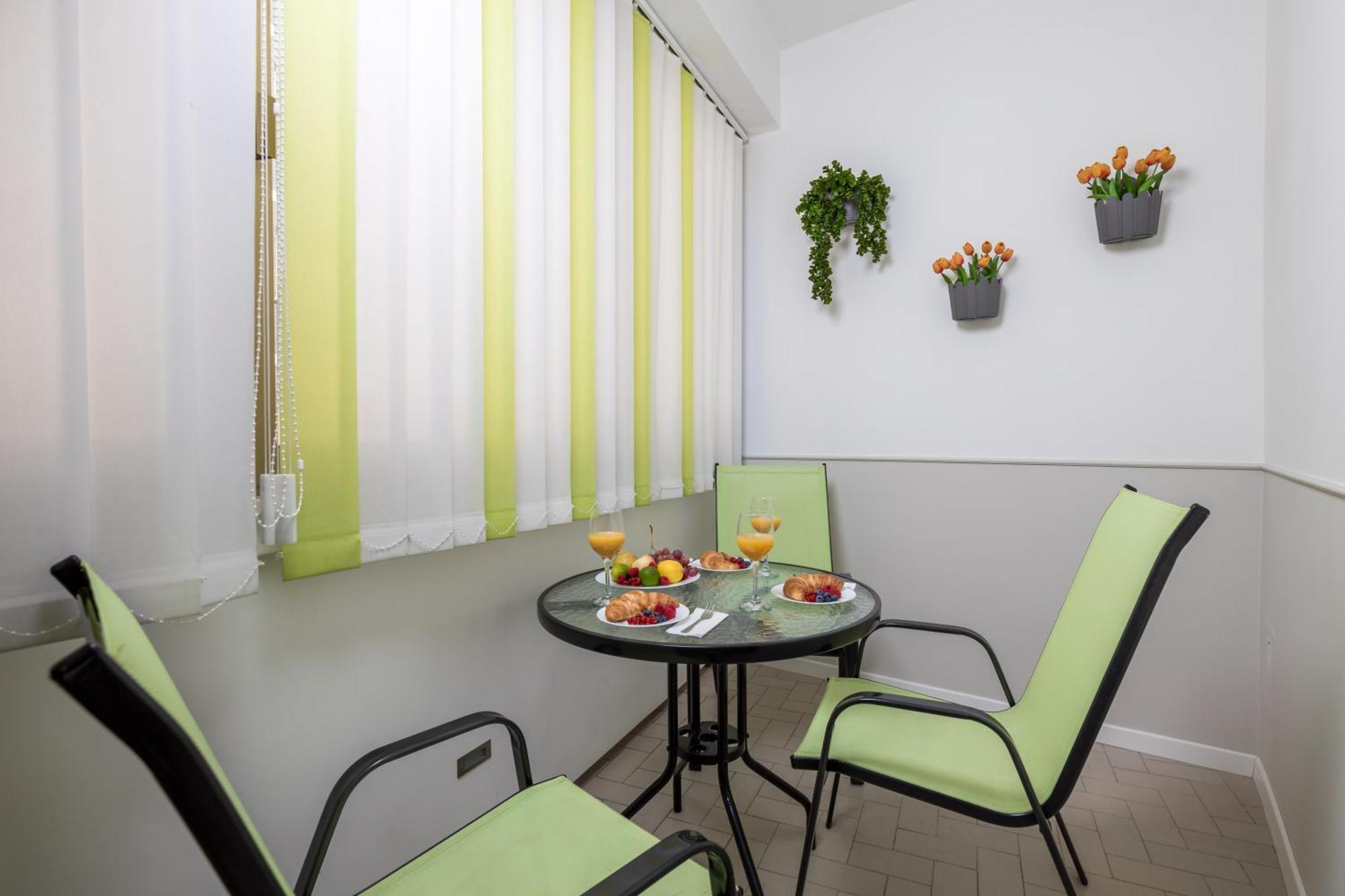 Apartment City Flower Rijeka Luaran gambar