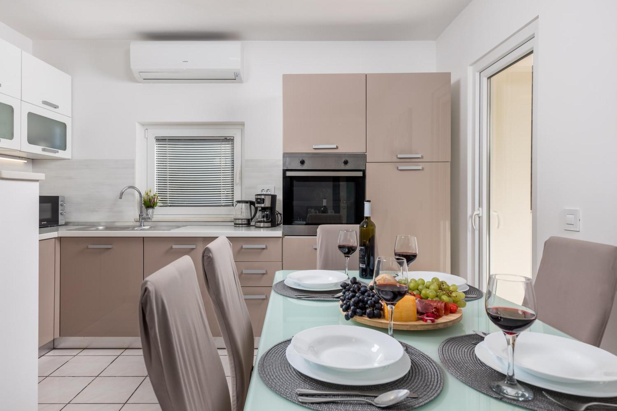 Apartment City Flower Rijeka Luaran gambar