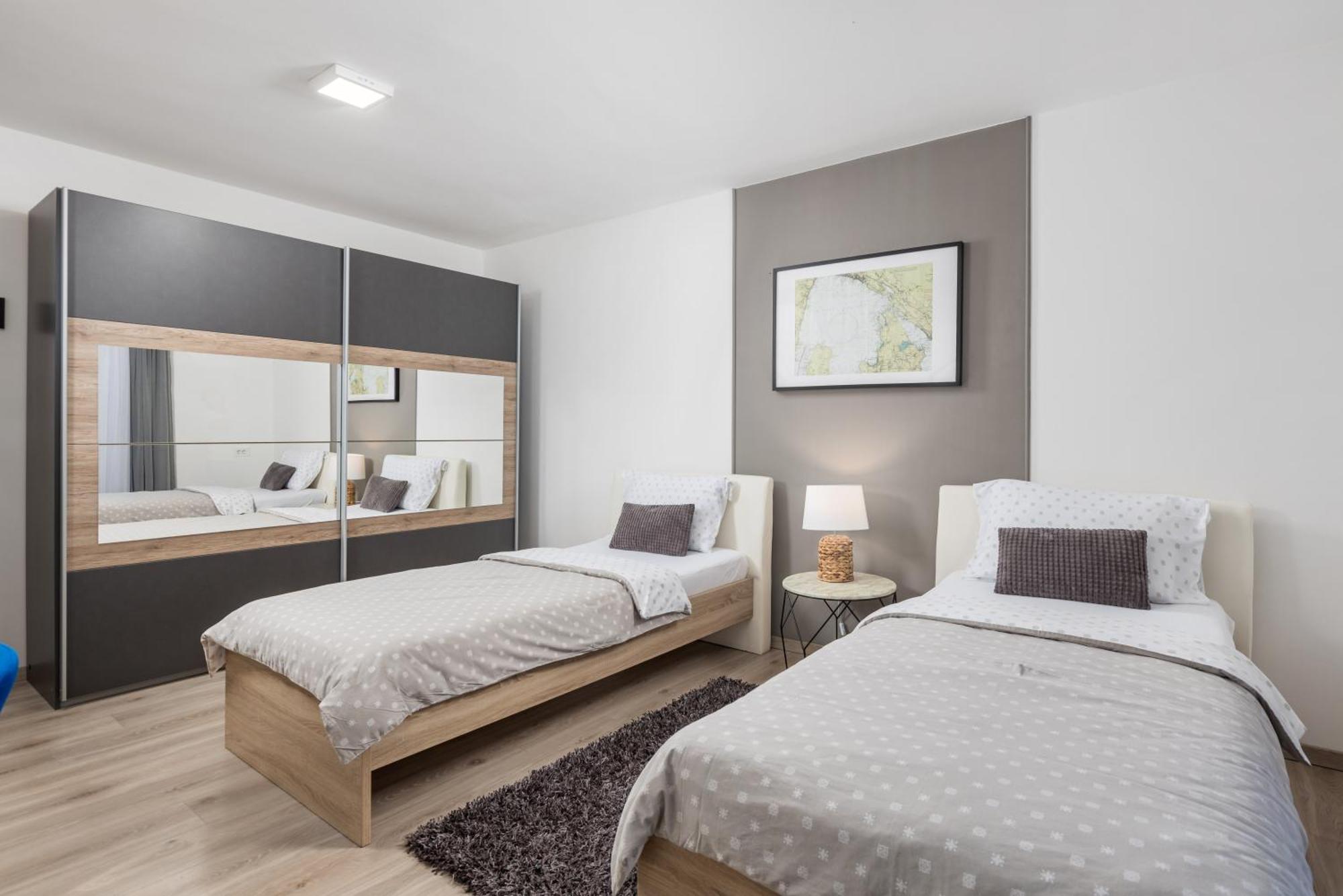 Apartment City Flower Rijeka Luaran gambar